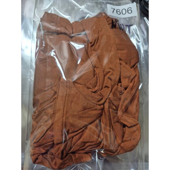 Sonoma Maternity Womens Tshirt Size Med Brown Long Sleeve Full Belly Coverage - Picture 8 of 8